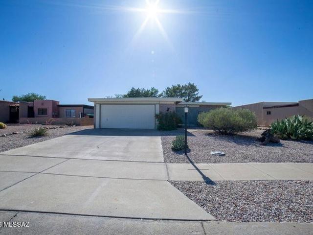 House for sale in Green Valley, Arizona