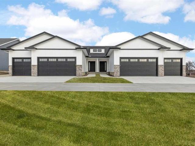 Condo for sale in Linn, Iowa