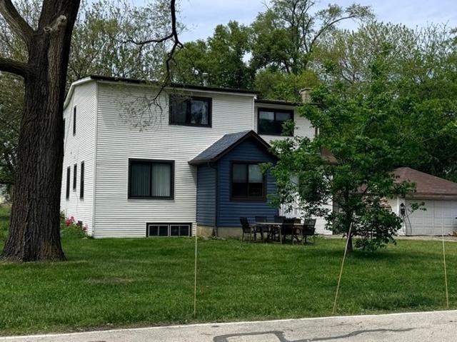 House for sale in Des Plaines, Illinois