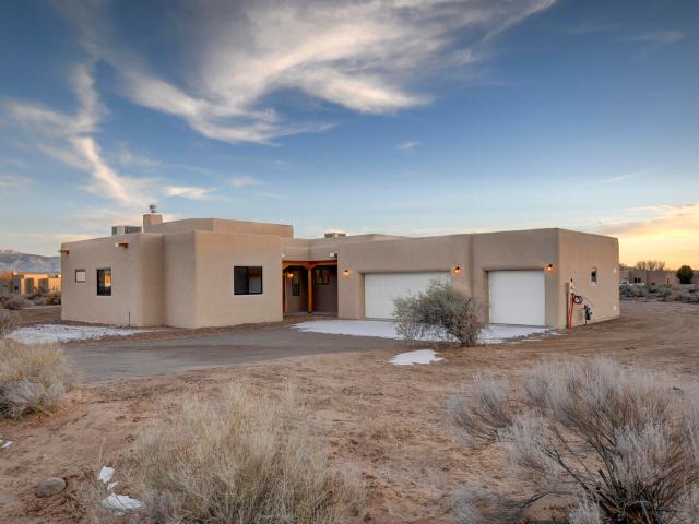House for sale in Corrales, Sandoval County