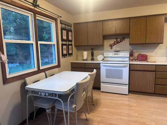 House for sale in Town of Neenah, Winnebago County