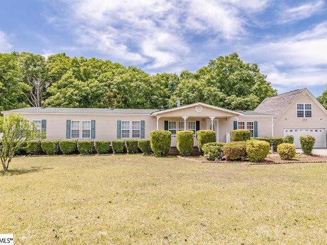 House for sale in Starr, South Carolina