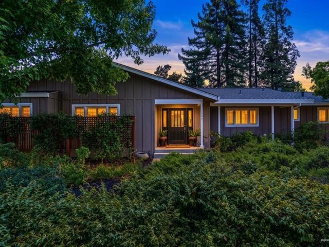 House for sale in Saint Helena, California