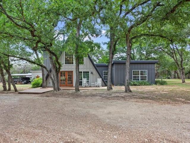 House for sale in China Spring, Texas