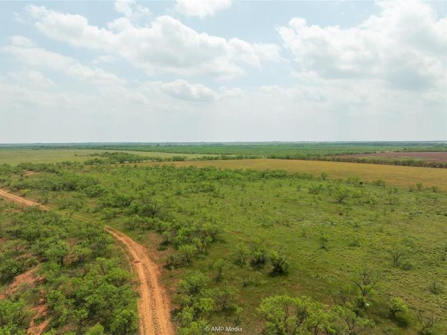 Land for sale in Taylor, Texas