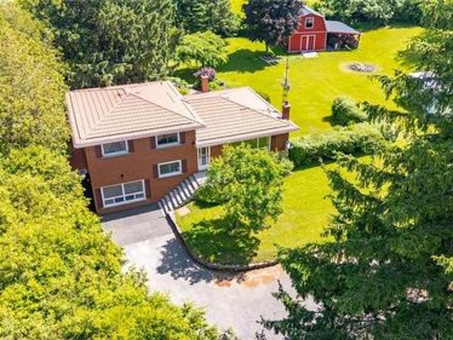 House for sale in Ancaster, Ontario