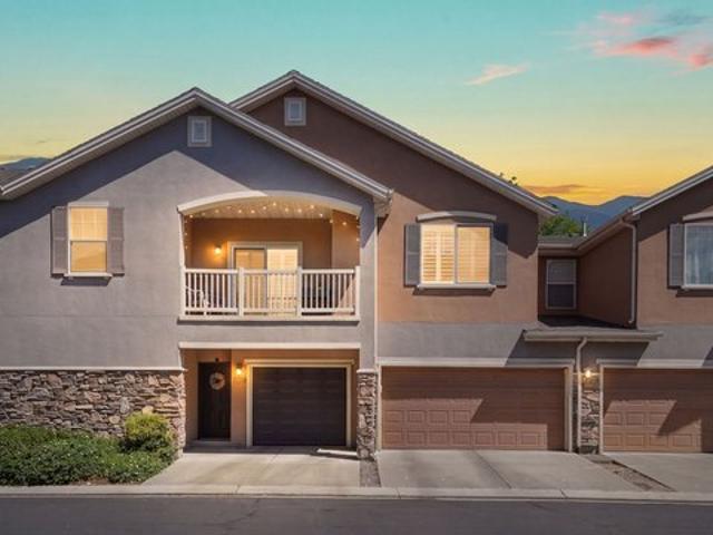 Condo for sale in Pleasant Grove, Utah