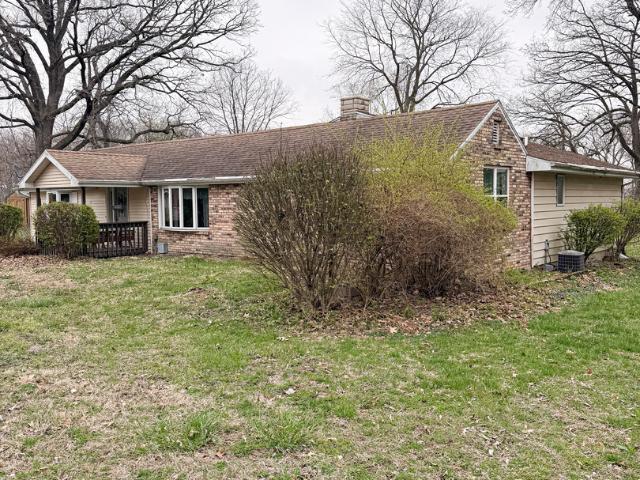 House for sale in Clifton, Illinois