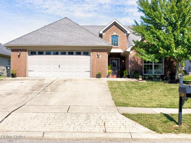 House for sale in Shelbyville, Shelby County