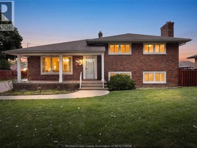House for sale in South Cameron, Windsor