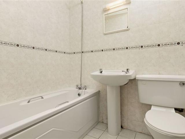 Apartment for sale in Moneygold, Connacht
