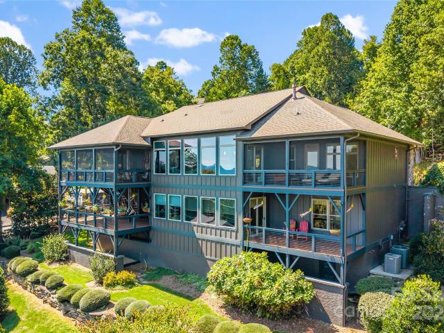 House for sale in Etowah, North Carolina