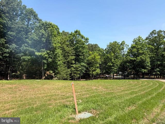 House for sale in Berkeley Springs, West Virginia
