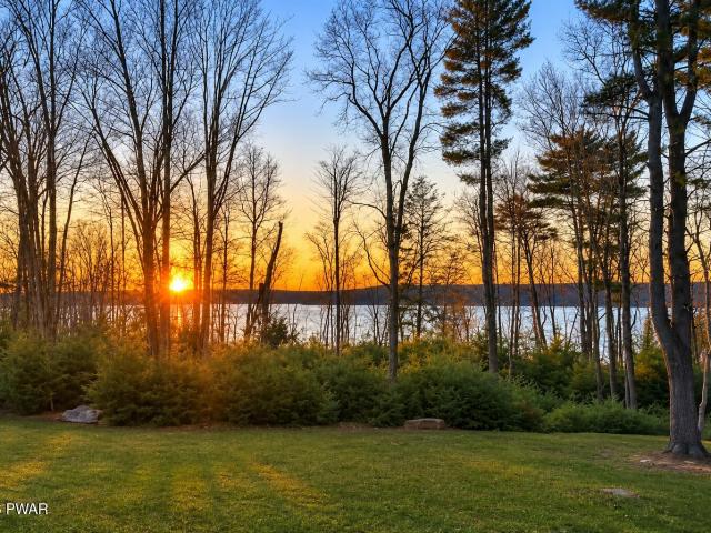 House for sale in Greentown, Pennsylvania