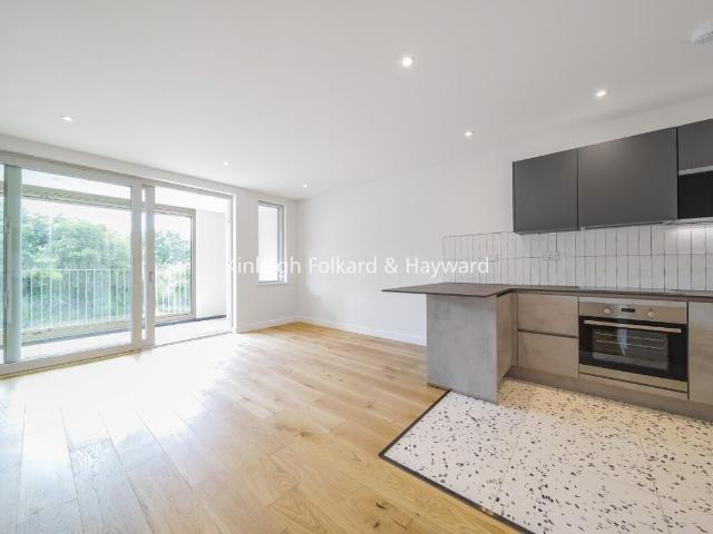 Apartment for rent in London Borough of Merton, Mitcham