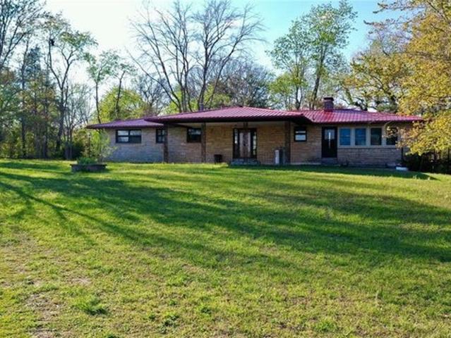 House for sale in Salem, Missouri