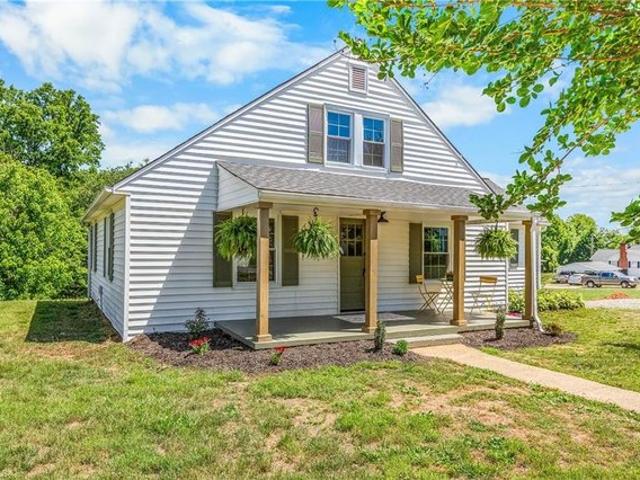 House for sale in Elkin, North Carolina