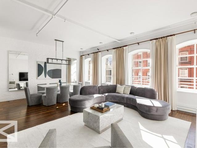Condo for sale in Arverne, New York