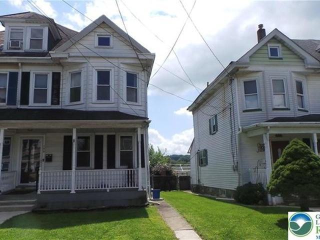 House for sale in Easton, Pennsylvania