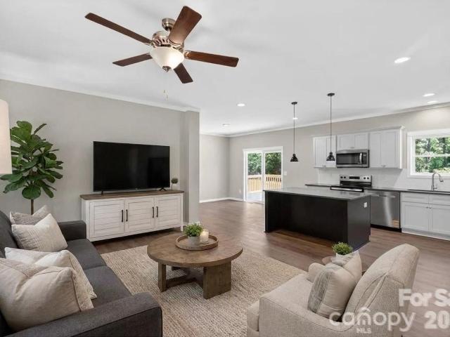 House for sale in Columbus, South Carolina