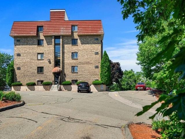Condo for sale in Stoneham, Massachusetts