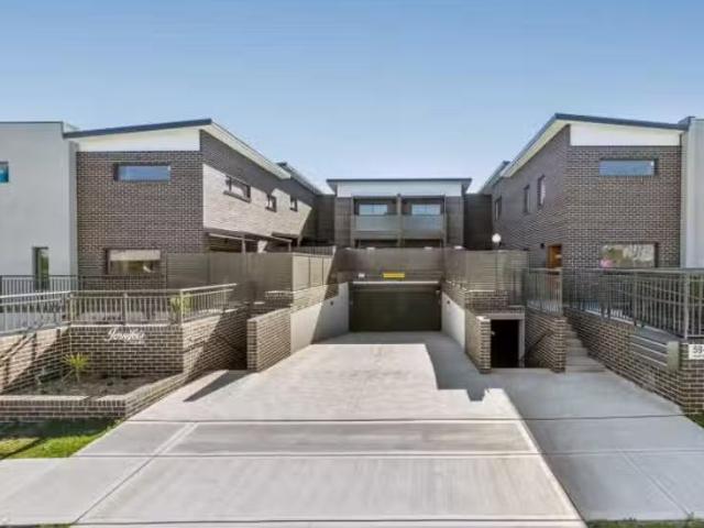 Condo for rent in Wentworthville