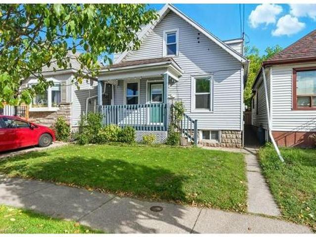 House for sale in Ancaster, Ontario