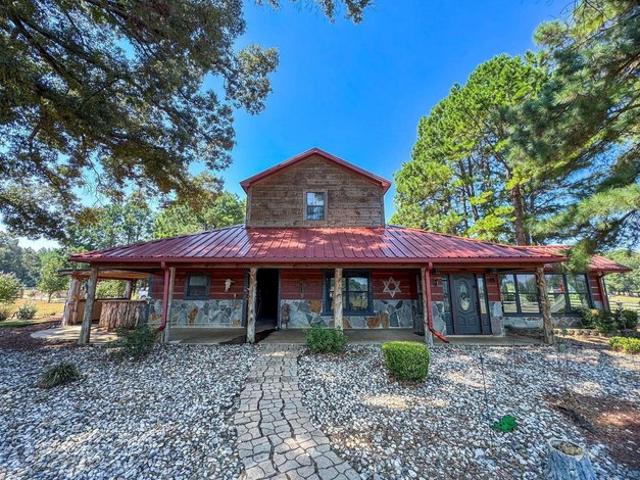 House for sale in Marion, Texas