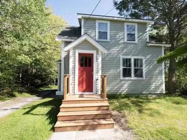 House for sale in Shelburne, Nova Scotia