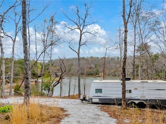 Land for sale in Mountain Rest, South Carolina