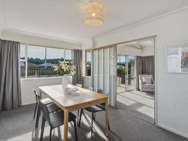 House for sale in Otakou