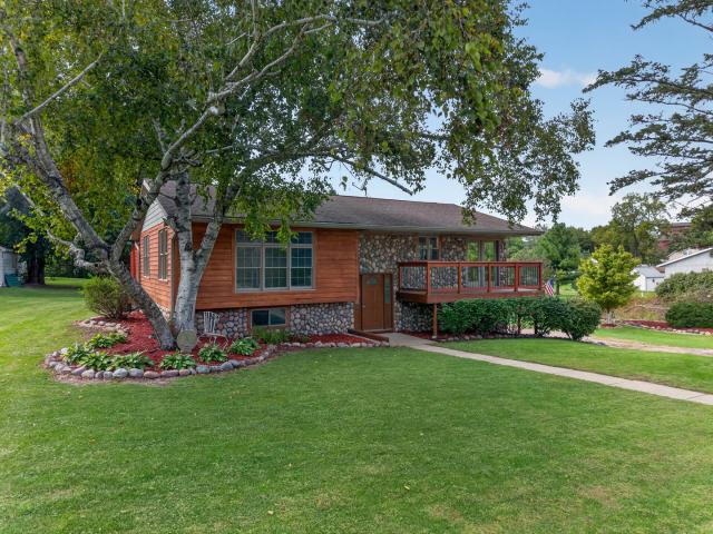 House for sale in Seneca, LaSalle County