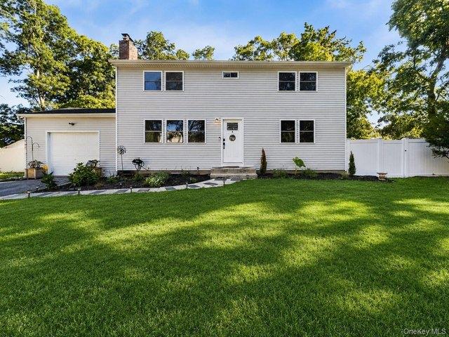 House for sale in Centereach, New York