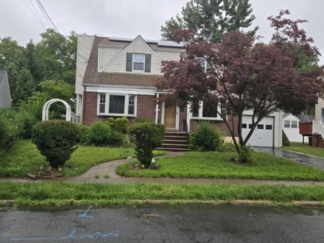 Property for sale in Teaneck, New Jersey