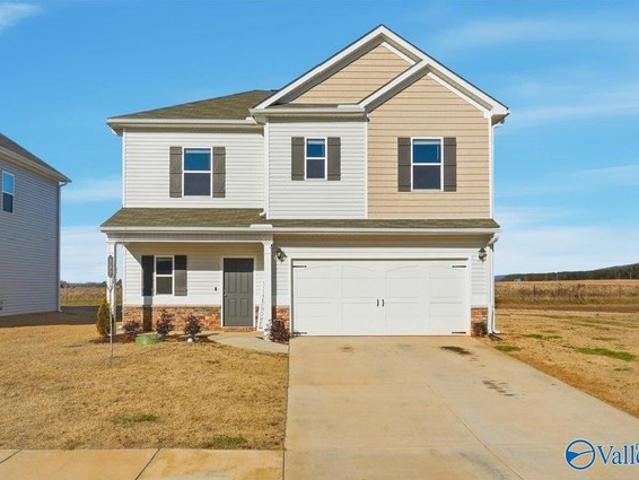 House for sale in New Market, Alabama
