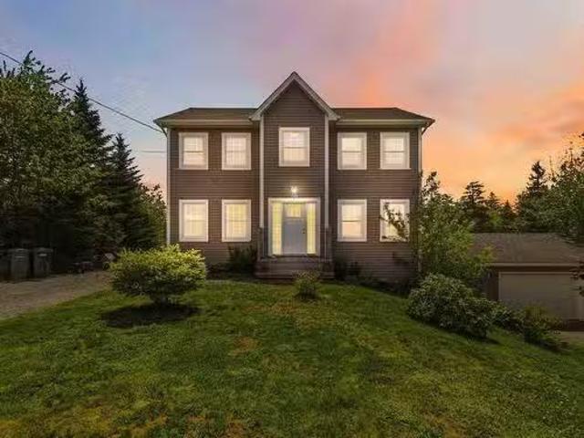 House for sale in Upper Tantallon, Nova Scotia