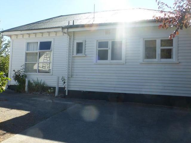 Apartment for rent in Chaslands, Canterbury