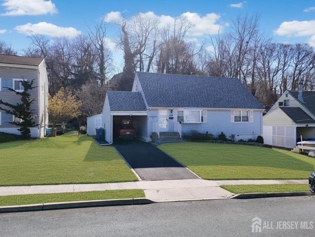 House for sale in Cliffwood, New Jersey