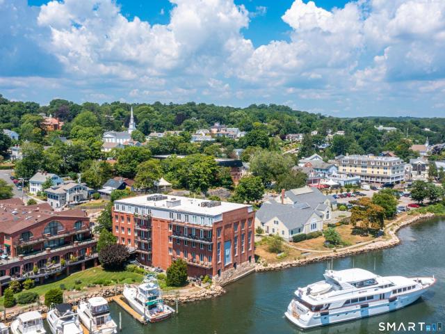 Condo for sale in Groton, Connecticut