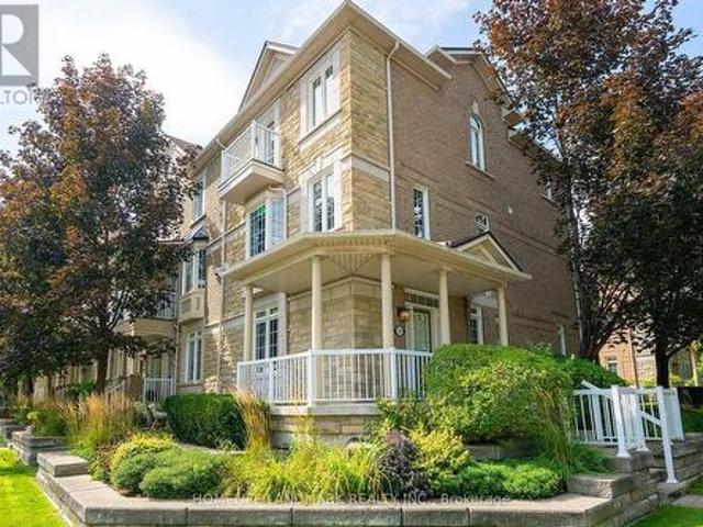 Townhouse for sale in Mississauga, Ontario