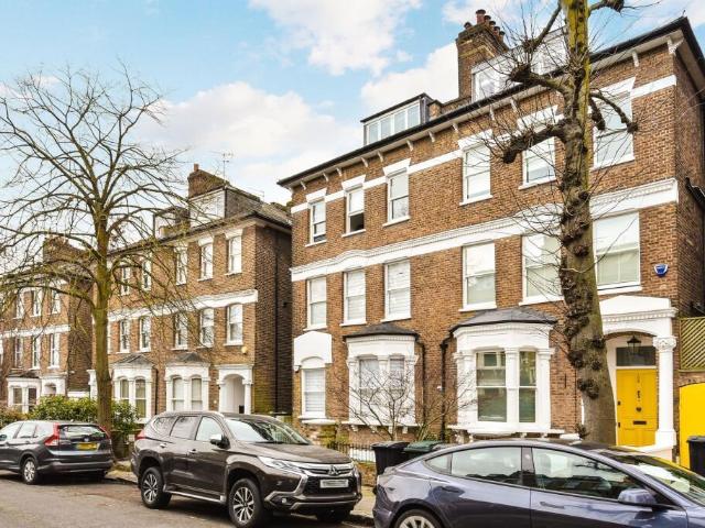 Apartment for rent in South End Green, Greater London