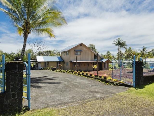 House for sale in Keaau, Hawaii