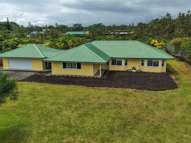 House for sale in Keaau, Hawaiʻi County