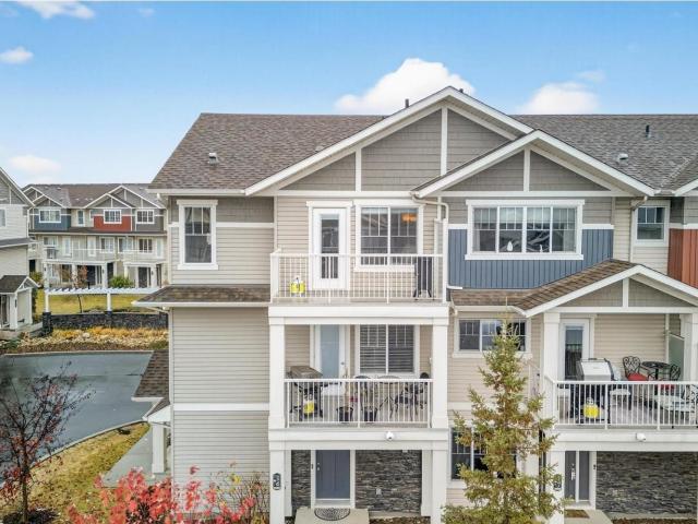 Townhouse for sale in Wedgewood, Alberta