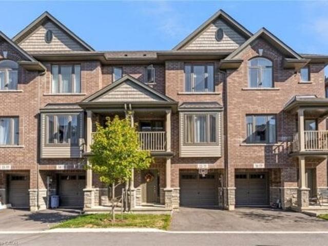 Townhouse for sale in Ancaster, Ontario