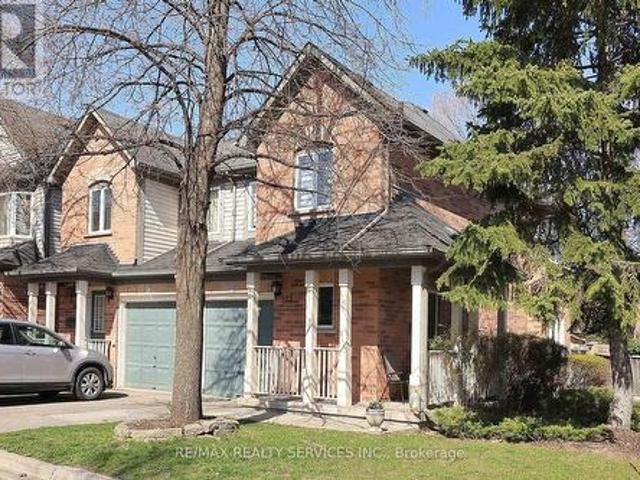 Townhouse for sale in Mississauga, Ontario