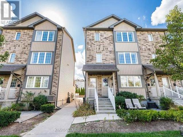 Townhouse for rent in Kitchener, Ontario