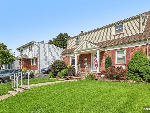 House for sale in Fair Lawn, Bergen County