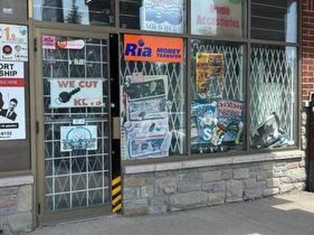 Commercial for rent in Georgina, Ontario