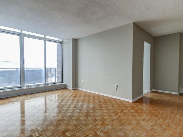 Apartment for rent in Brampton, Golden Horseshoe